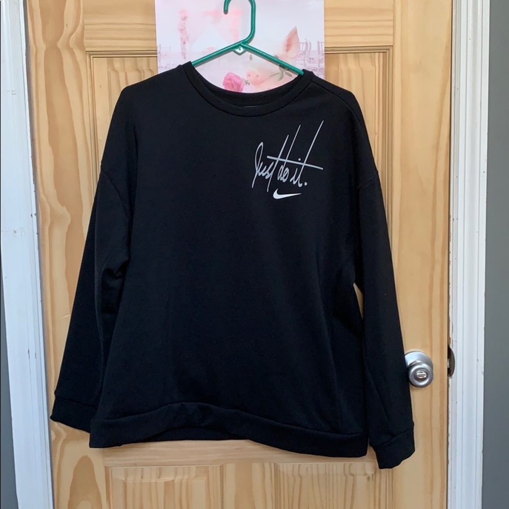 nike crew neck